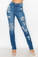 Load image into Gallery viewer, I&#39;m That Girl Jeans